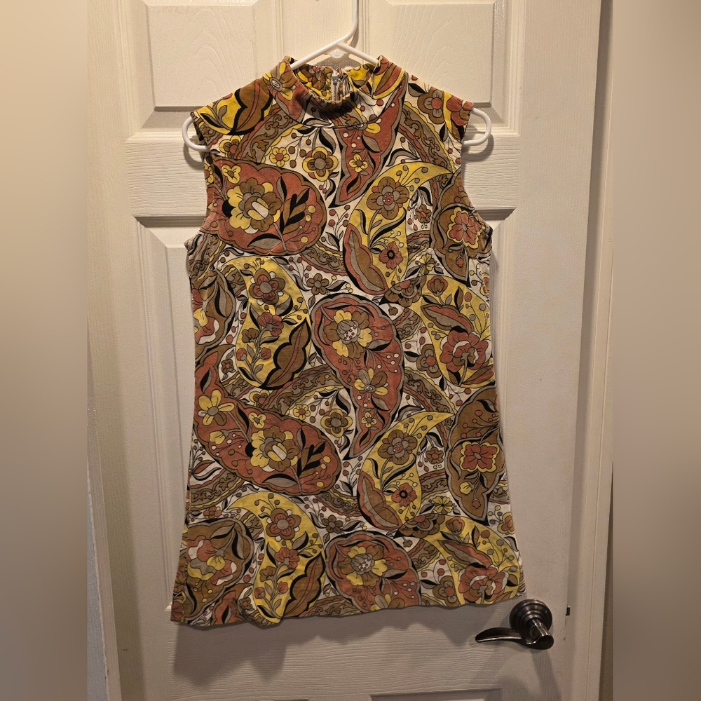 Vintage 1960s Velvet Brown Mustard Paisley Sleeveless Shift Dress